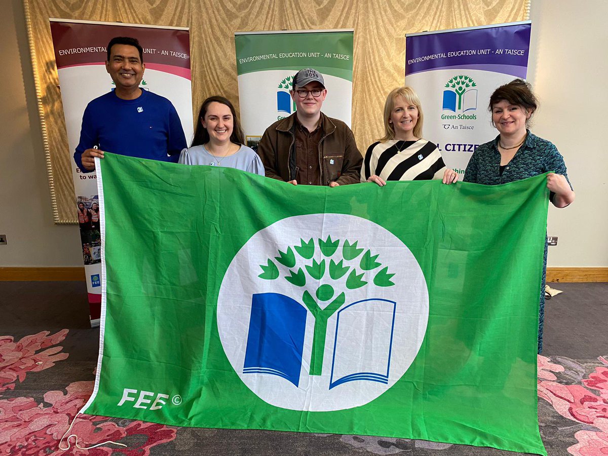 TipperaryFETCOS's tweet photo. We had a great day in Hotel Kilkenny for the Green schools awards ceremony where we were awarded our first ever green flag for the centre by Ellen O Sullivan from @AnTaisce @GreenSchoolsIre @TipperaryETB . https://t.co/iYSvz7ShVx