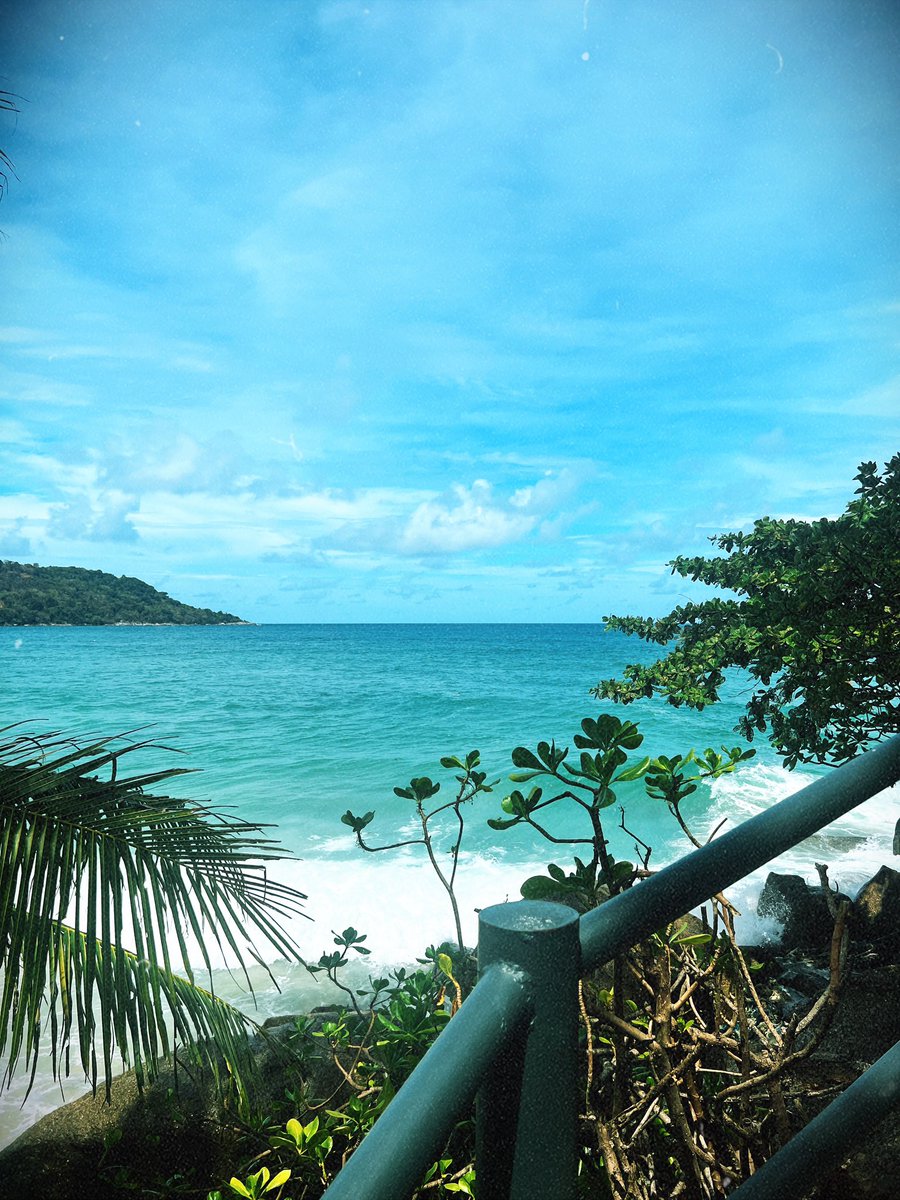 rachedelight's tweet photo. Beach bum https://t.co/sUC1dHosoe