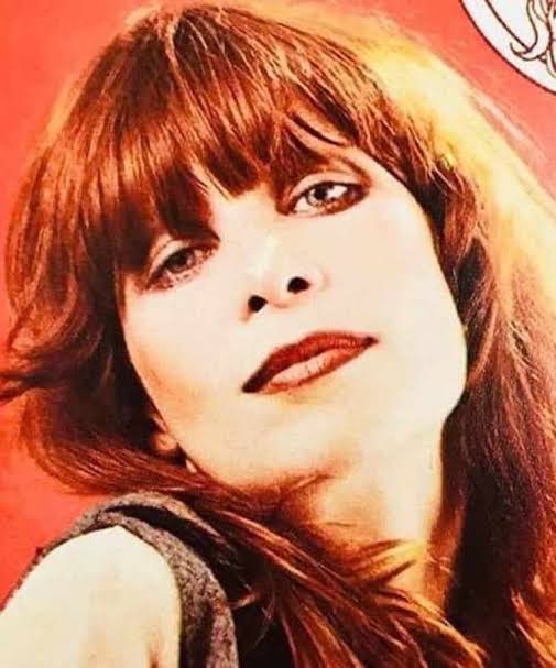 brunomeyerfeld's tweet photo. Elle était l'incandescence brésilienne, le charme par la provocation, la reine du rock national et tellement plus encore.

Rita Lee est décédée à l'âge de 75 ans. 

Et c'est tellement triste. https://t.co/4MVSeWGwHW