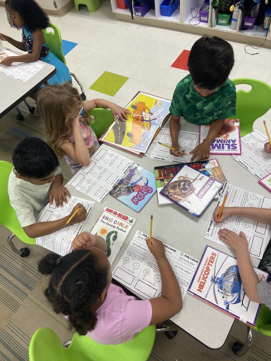 Lauren Foreman tweet media