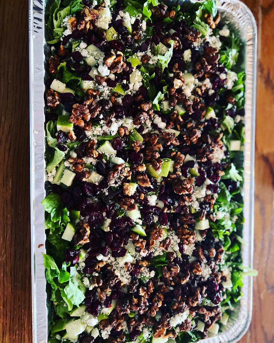 Cover_Two_SH's tweet photo. We have all of your summer catering needs covered! Be sure to check out our catering menu on our website (link in bio) while planning out your summer parties!
#CoverTwo #SandyHook #Newtown #ctbites #cteats #ctdrinks #ctrestaurants #sportscafe #pub #foodofct #catering #summer https://t.co/GcTPS9GMEY