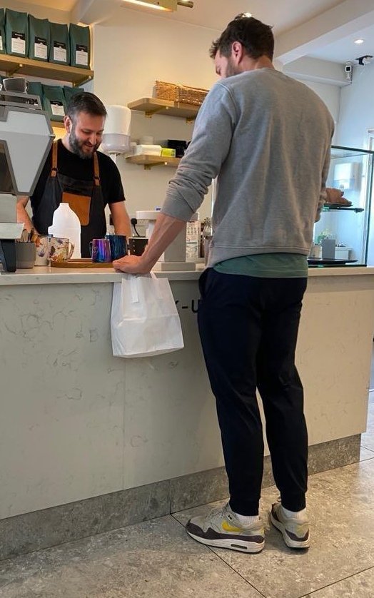 RafaelDelBuzzo's tweet photo. 50 shades of a barista. Nice to meet you  #jamiedornan #fifytyshades #50shadesofgrey
@JamieDornanES1 @jamiedornanbr https://t.co/l79vCh7rI8