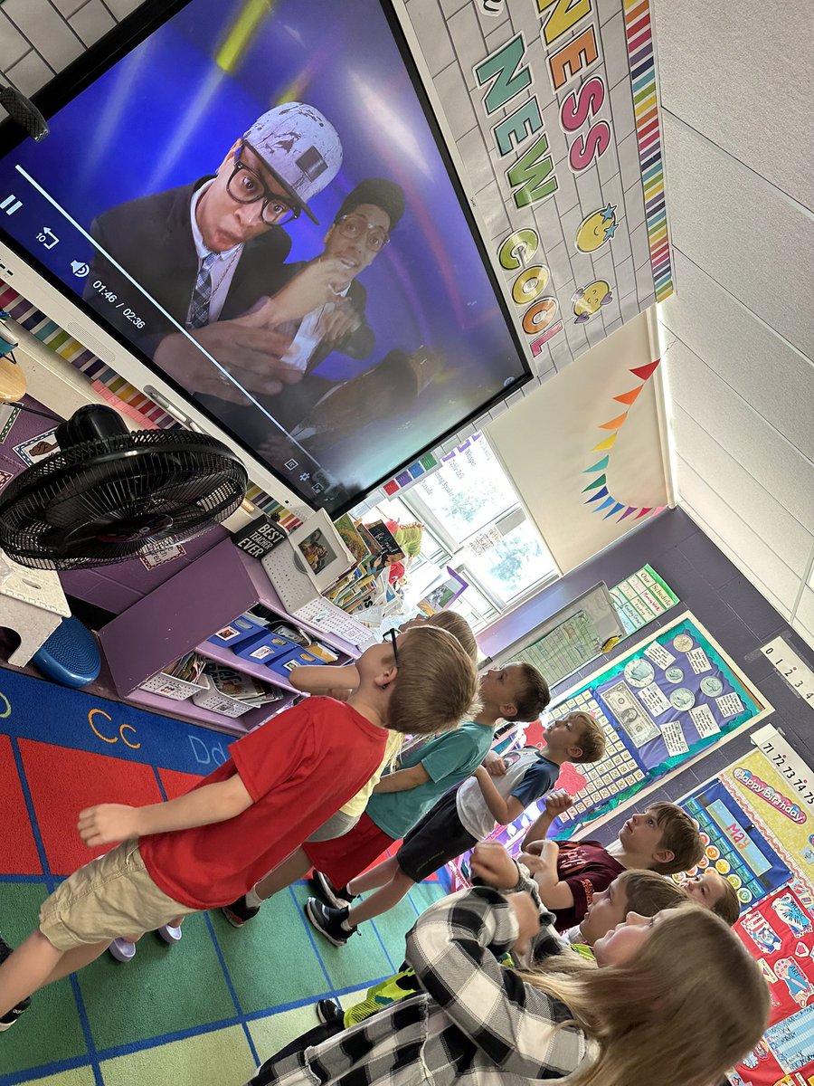 Mrs. Oldham tweet media