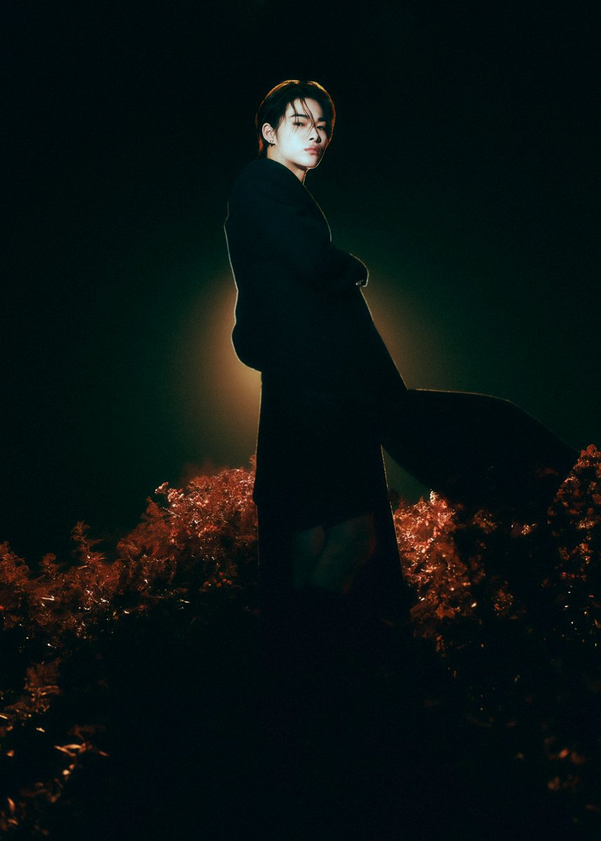 #ENHYPEN <DARK BLOOD> Concept Photo (NEW Ver.) - #니키 #NI_KI

#엔하이픈 #DARKBLOOD #EN_NEW