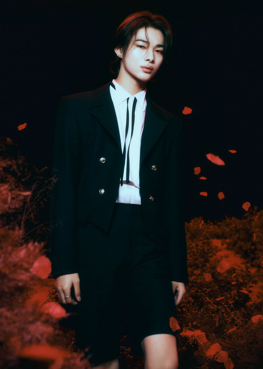 #ENHYPEN <DARK BLOOD> Concept Photo (NEW Ver.) - #니키 #NI_KI

#엔하이픈 #DARKBLOOD #EN_NEW