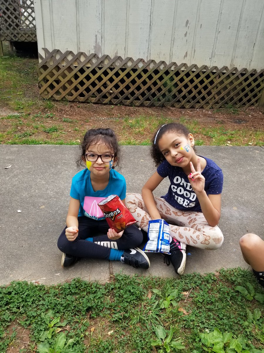healytechnology's tweet photo. #EastvalleyEagle Field Day Fun https://t.co/9s2ms0SdPm