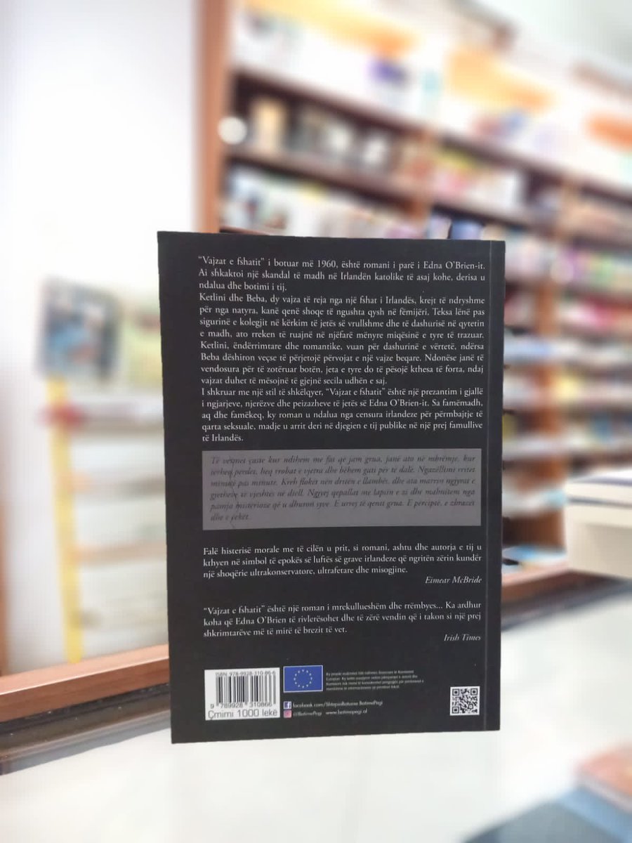 LibrariALBANIA's tweet image. Vajzat e fshatit. 1000 lekë. 218 faqe. #brien #shqip #letersi @mikulibrit