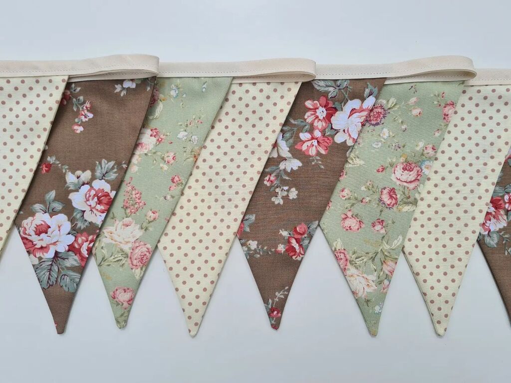 Gorgeous &amp; classic floral bunting now in stock, perfect for afternoon tea! 
#bunting #floralbunting #buntingflags #classic #madeat42 #Wokingham #berkshire #berkshirebusiness #wedding #weddingbunting #weddingdecor #weddinginspiration #afternoontea #garden… instagr.am/p/CsB9xYhtOAn/