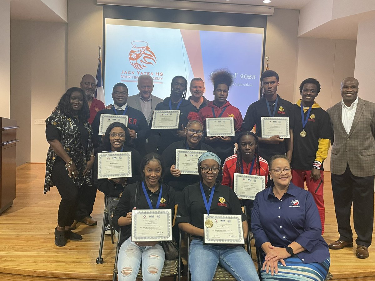 HISDCTE's tweet photo. 2023 Jack Yates High School Maritime Academy Graduation! 🎓@JackYatesHigh @Port_Houston @HoustonISD @WeAreHCCS @SanJacCollege @TexasSouthern @MaritimeCareers 🚢 https://t.co/eufzdYEwnx
