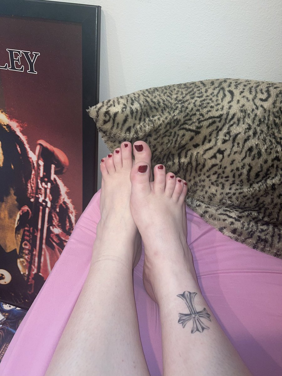 biggbellaa's tweet photo. @king_of_toes @TeaserTinsley https://t.co/reMOsdNTVO