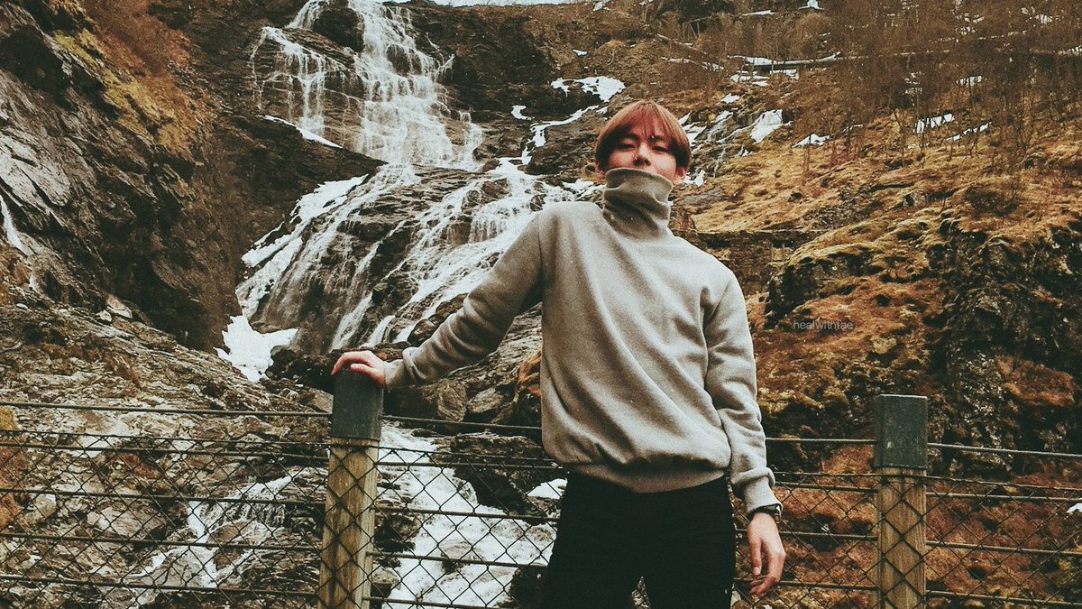 healwithtae's tweet photo. #V 📸 https://t.co/sNRc4XfsZ6