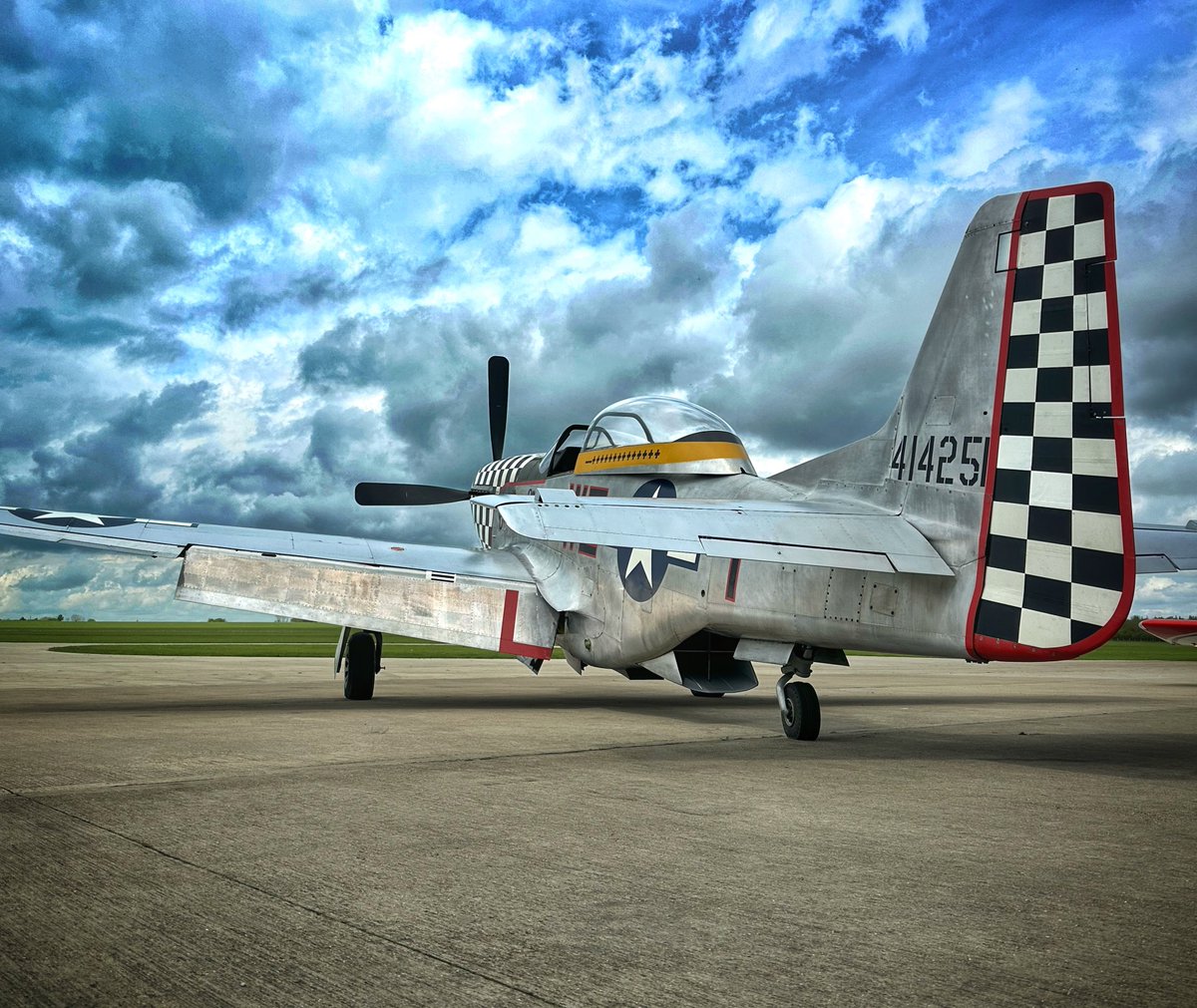 A quick flight in Contrary Mary in between showers

#p51 #mustang #warbird #warbirdflights #airleasing #fighteraviation #tf51 #p51d #warbirds #pilots #warbirdphotography #warbirdpilots #taildragger #airdisplay #aviationlovers #avgeek