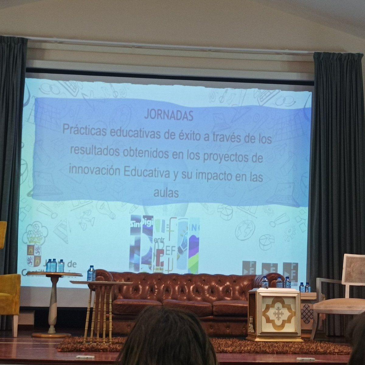 magarciava's tweet photo. Compartiendo una vez más con @MariviCasado Jornada “Prácticas Educativas de Éxito a través de los resultados obtenidos en los Proyectos de Innovación Educativa y su impacto en las aulas”. @cfiesalamanca
#FormacionCyL #InnovaCyL #PresentaCyL @CSFPJCYL @crfptic @CFPIdiomas https://t.co/UiRXcTieIX