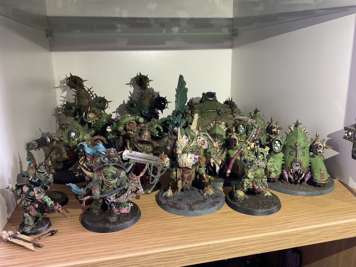 Steel19761's tweet photo. @JewelKnightJess I can take part in this one I have a little green. https://t.co/EgAZ2bJWVo