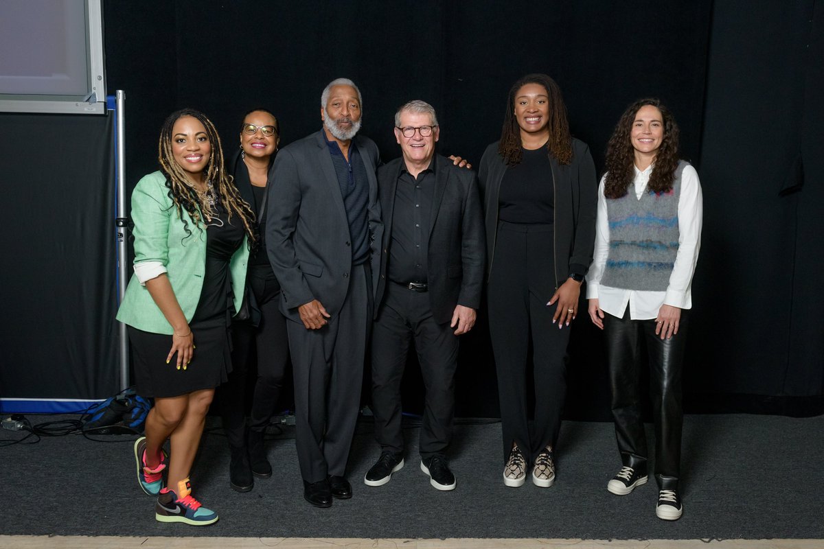 Kimberley A. Martin tweet media