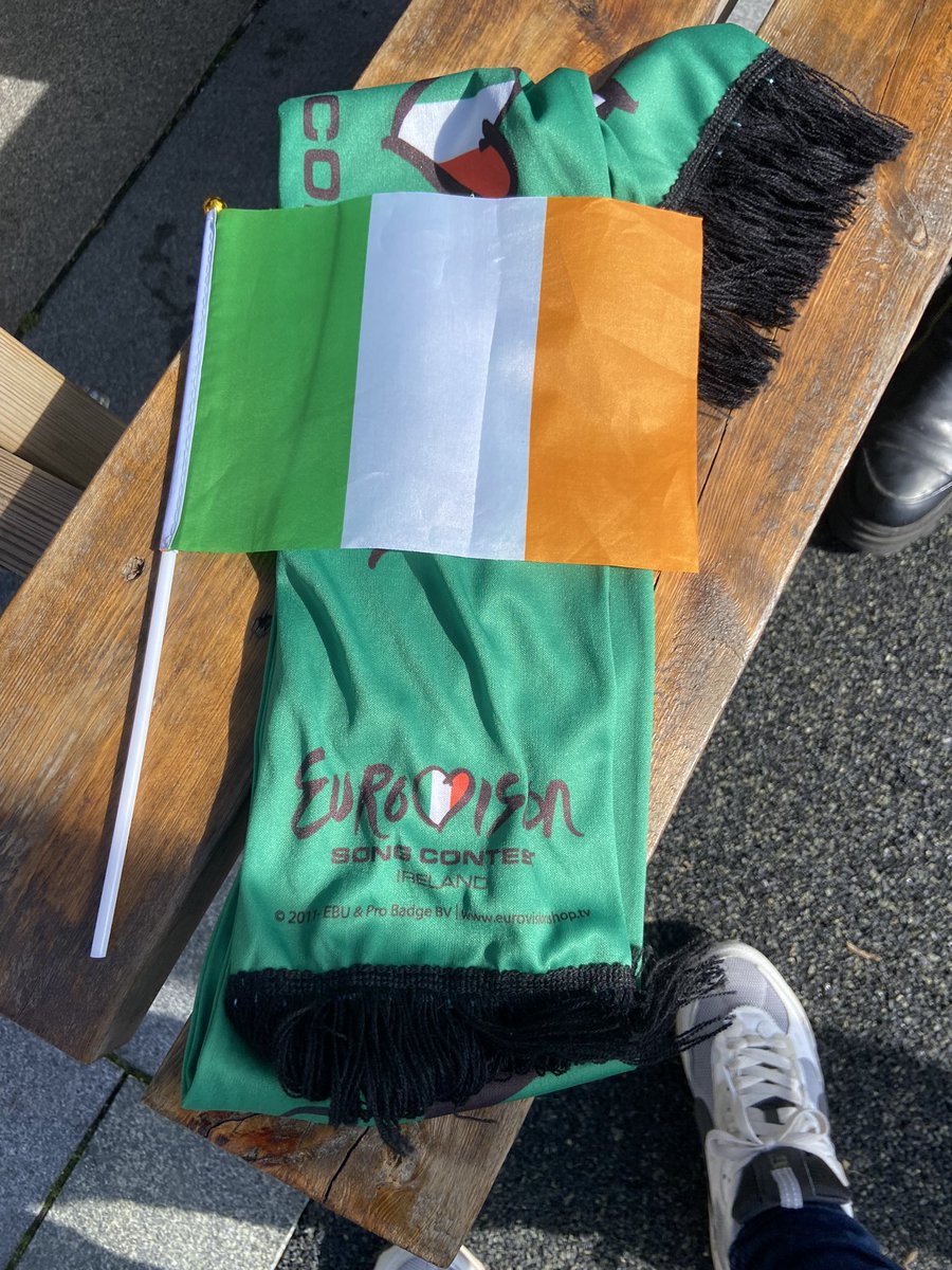 salmur05's tweet photo. @martylyricfm we’ve a seat kept for you in the Eurovision village 😉 https://t.co/rWascfsZNC