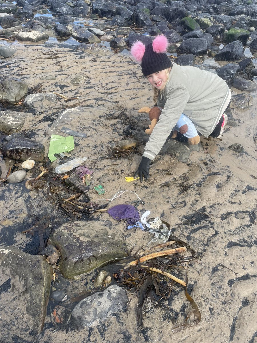 waddells74's tweet photo. All the colours are wrong here water and stones aren’t these colours #intertidalzone needs protecting!… I am on it!!!…#MakeADifference @bbcnewcastle @mcsuk #TheBigHelpOut @NorthWildlife @Stevewal63 @des_farrand @CapnSasquatch @JosephusLudwig @ArgyllSeaGlass @Hyperion_PSN https://t.co/4vWoI4vv7l