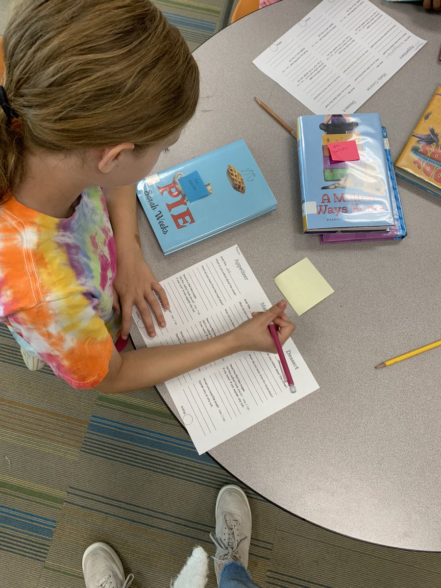 Sara Brooks tweet media