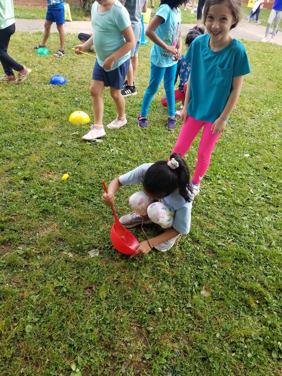 healytechnology's tweet photo. #EastvalleyEagle Field Day Fun https://t.co/tiD6YcAHcM