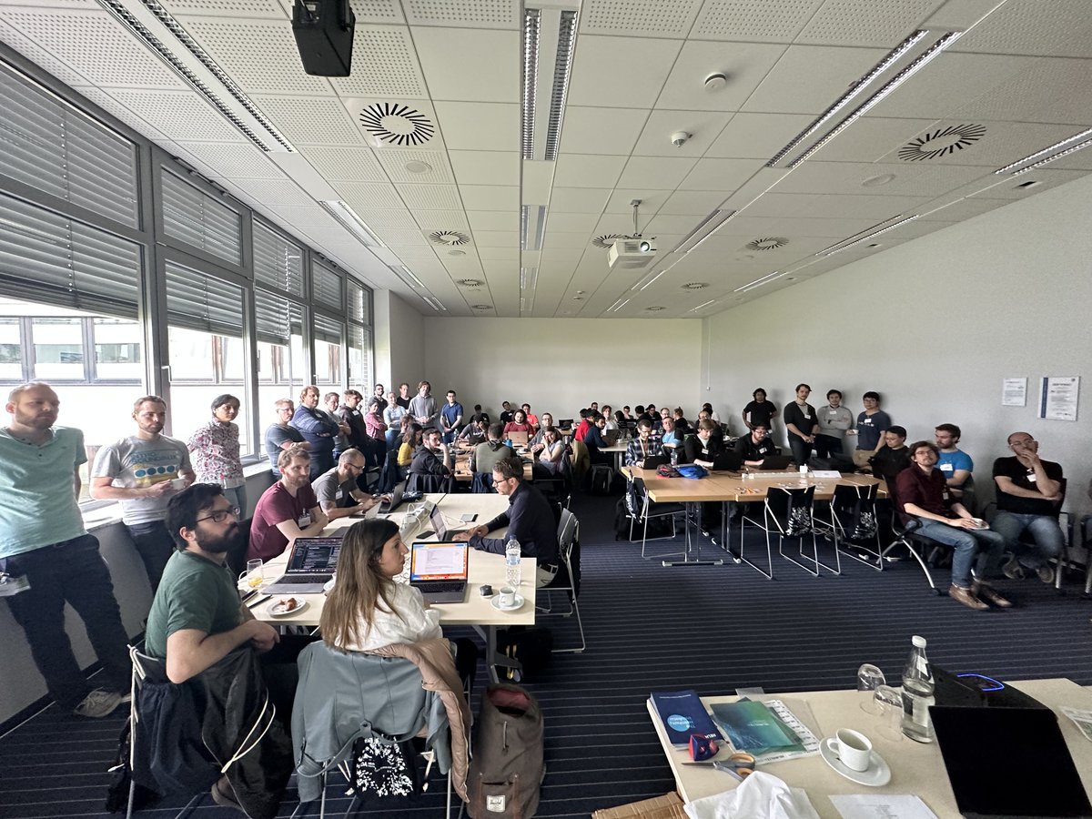 FZ Jülich-JSC tweet media