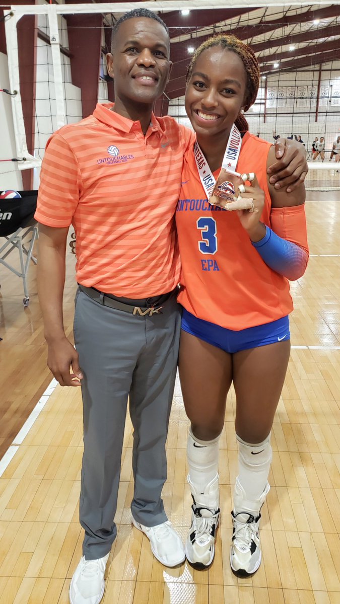 karli_jordan's tweet photo. So proud of this team. Through the trials and tribulations we held onto faith and worked hard till we finally earned our bid! Final stop, Chicago! @UntouchablesEpa @kiaravolleyball @jaylamcduffie3 @JasminWillams25 @christamathew18 @GabrielleHairs4 @MorganCreer2024 @luhbryeezy https://t.co/oBBmmKaoeU