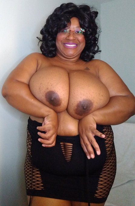 Happy Titty Tuesday. See more of me here:https://t.co/TbMOthh1Xm https://t.co/Urte5YBTjc<a href="/tag/bbw"class="tags"><span>#bbw</span></a><a href="/tag/bigboobs"class="tags"><span>#bigboobs</span></a><a href="/tag/busty"class="tags"><span>#busty</span></a><a href="/tag/milf"class="tags"><span>#milf</span></a><a href="/tag/onlyfans"class="tags"><span>#onlyfans</span></a>