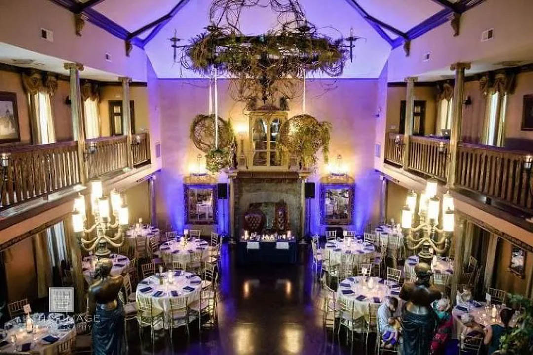FleuresNC's tweet image. Our mansion has a ballroom, gazebos, arbors, a bridal suite, groom parlor, and pool for any celebrations. Visit us at 104 Pope Lake Rd today! 
 
#ChateaudesFleures #AngierNC bit.ly/3RAyMzg