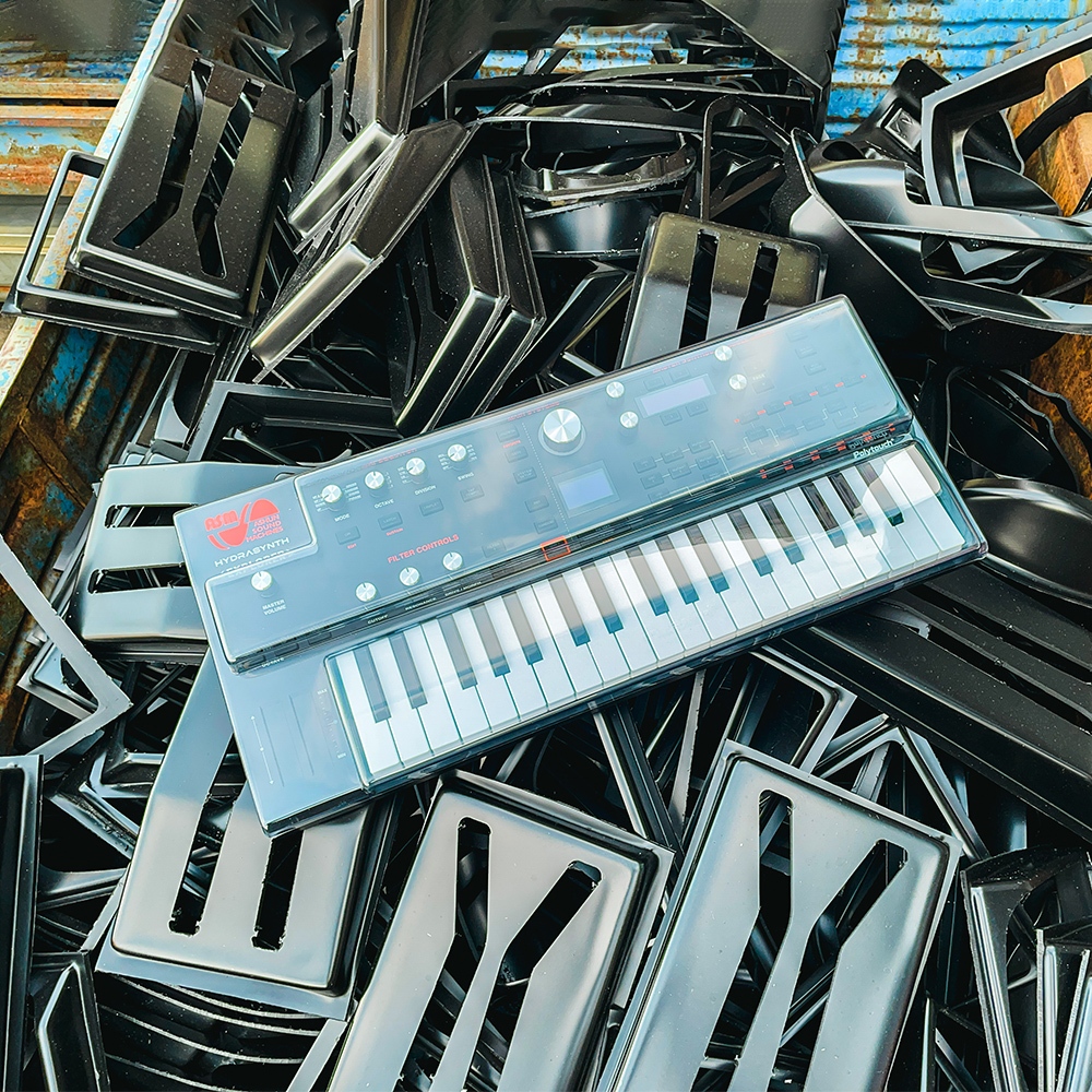 Decksaver's tweet photo. Have you protected your precious synth machine? 👀
Take a look at some of the best sellers in the Decksaver range.
Check them out in the link in the bio ✨
#Decksaver #Synth #Synthesizer #ASMhydrasynth #Korg #EricaSynths # Typhon #Arturia https://t.co/vAmGYB6bGa