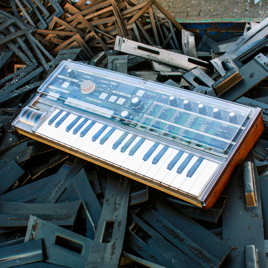 Decksaver's tweet photo. Have you protected your precious synth machine? 👀
Take a look at some of the best sellers in the Decksaver range.
Check them out in the link in the bio ✨
#Decksaver #Synth #Synthesizer #ASMhydrasynth #Korg #EricaSynths # Typhon #Arturia https://t.co/vAmGYB6bGa