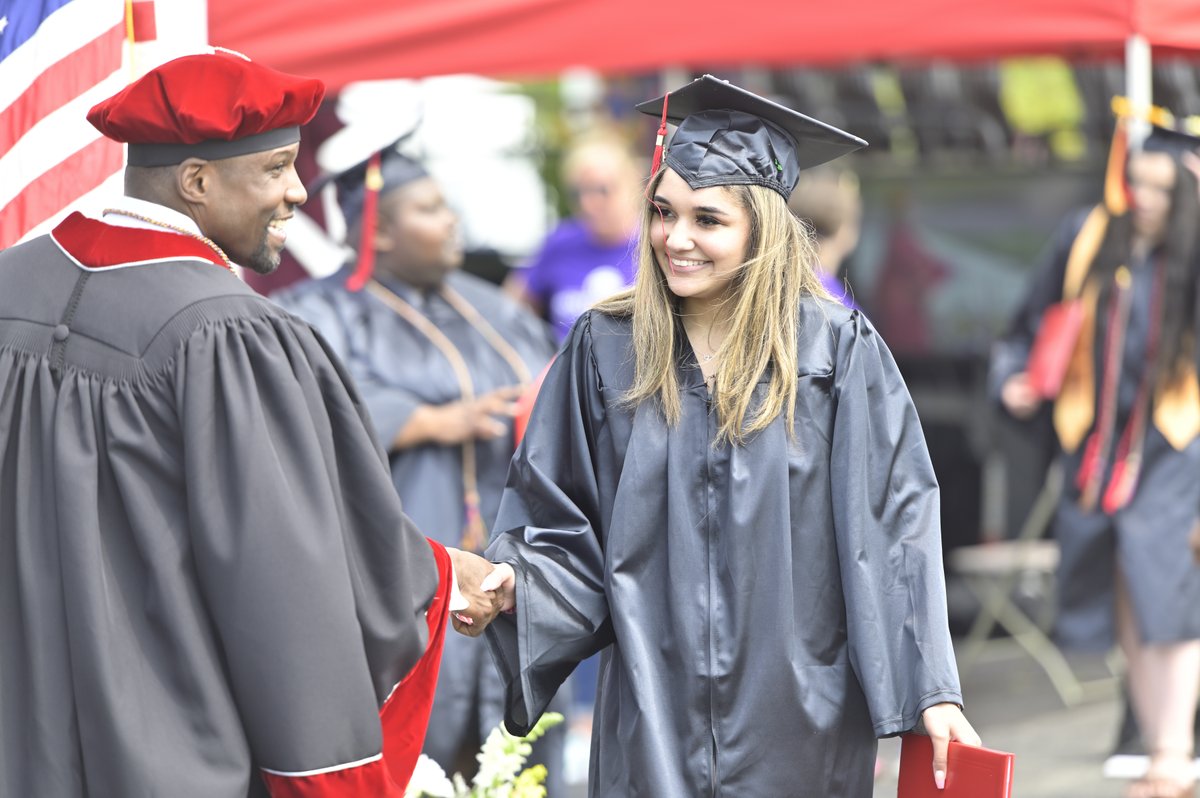 mccc's tweet photo. We are 9 days away from #Commencement🎓 !  Don't forget to stop by one of our graduation fairs this week to pick up your cap and gown (if you did not ship home), honors regalia, guest tickets, and more! For full Commencement details, visit https://t.co/xlR1LyHCZZ #montcograd https://t.co/5d7OEI2Uwq