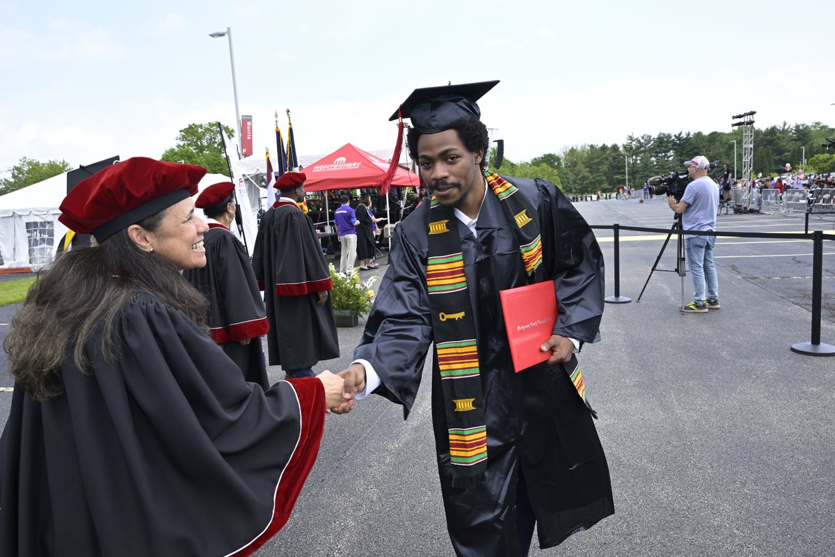 mccc's tweet photo. We are 9 days away from #Commencement🎓 !  Don't forget to stop by one of our graduation fairs this week to pick up your cap and gown (if you did not ship home), honors regalia, guest tickets, and more! For full Commencement details, visit https://t.co/xlR1LyHCZZ #montcograd https://t.co/5d7OEI2Uwq
