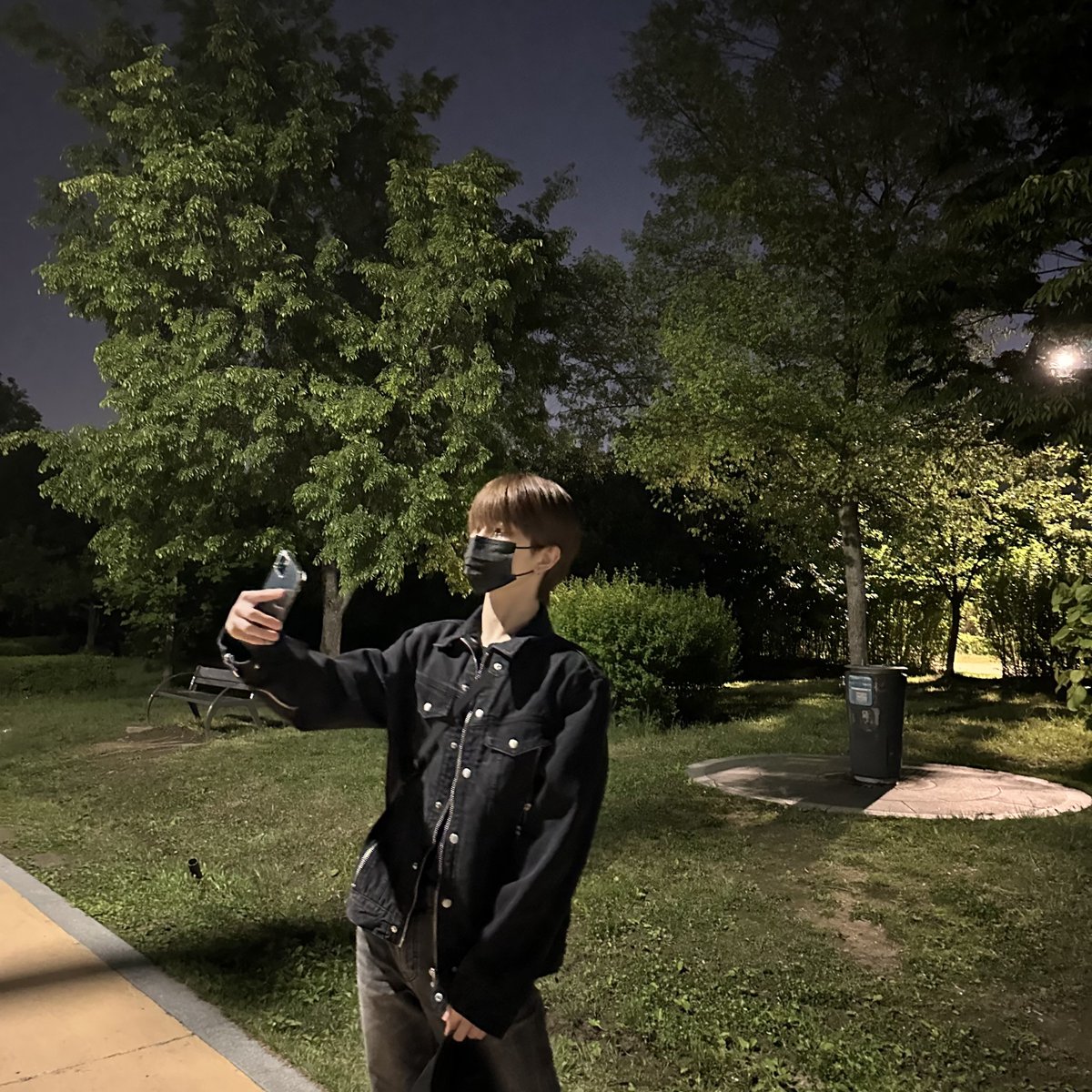 TNX_twt's tweet photo. good night🩷
OFFICIAL HIGE DANDISM - Pretender

#오성준 #SUNGJUN https://t.co/lCVjIEiv7R