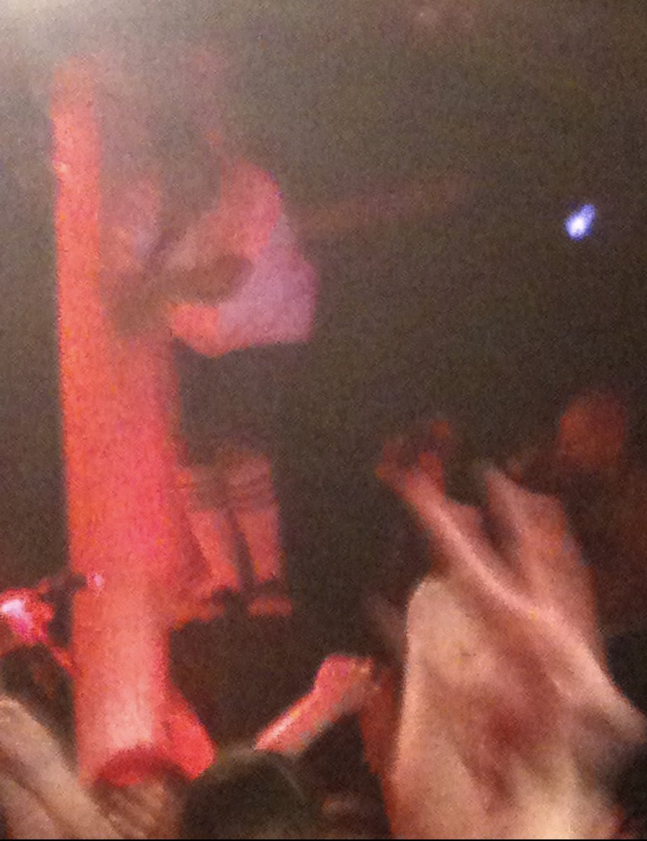 AndyConwaaaay's tweet photo. @DJstrongstyle I just have 1 awful quality photo on my phone from the Feb 2011 show at Santo’s https://t.co/a0a95pwZP3