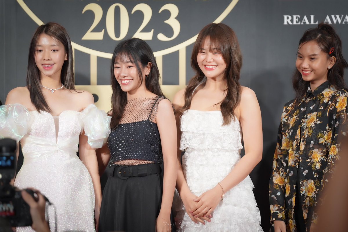 DevilGdeviL's tweet photo. ฝากค่ายน้องใหม่ไว้ในอ้อมอกอ้อมใจด้วยนะคะ 🥰

#TheGuitarMagAwards2023
#papadude https://t.co/7DLsvHtde3