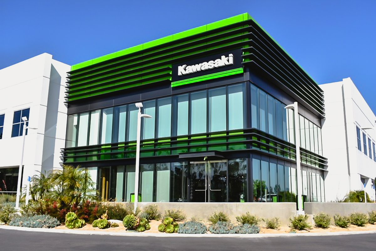 DualiteTweets's tweet image. 🌞 Good morning! Today's the perfect day to rethink your signage strategy with Dualite Signs &amp;amp; Branding. Let us help you create a powerful visual presence that captivates your audience and showcases your brand's uniqueness. #SignageGoals #BrandRevamp