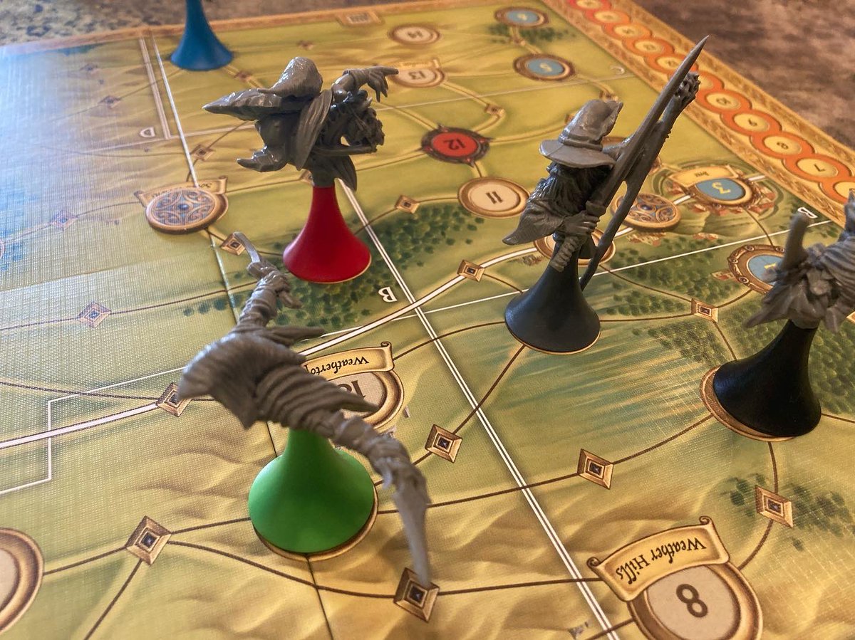 RemassogsRealm's tweet image. Gandalf reveals himself and chases off the Ringwraith. #huntforthering @AresGamesSrl #gandalf #ringwraith #thelordoftherings #middleearth