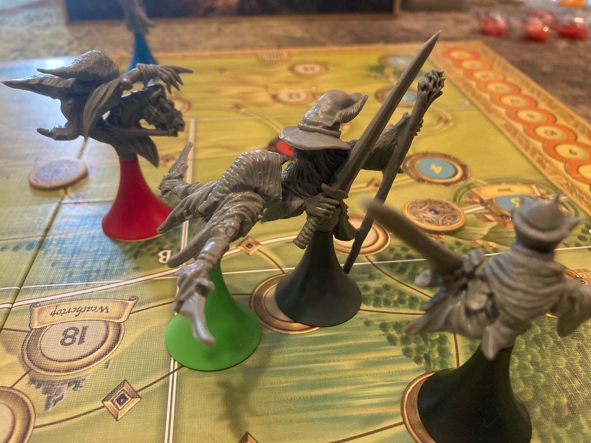 RemassogsRealm's tweet image. Gandalf reveals himself and chases off the Ringwraith. #huntforthering @AresGamesSrl #gandalf #ringwraith #thelordoftherings #middleearth
