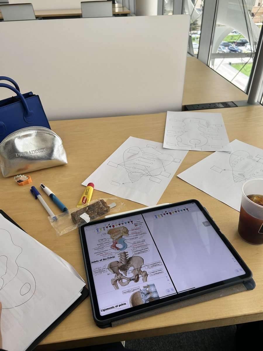 نوف التويجري tweet media