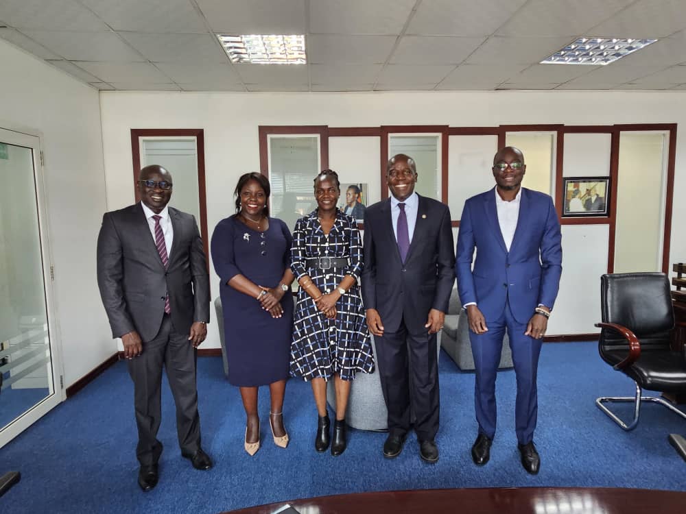 CharlesMudiwa's tweet photo. Delighted to meet @UDB_Official’s Managing Director, Patricia Ojangole, and Denis Ochieng, Dir. Finance &amp; Business Operations.

Collaboration + sustainability  is essential as we all exist within the same environment and ecosystems. 

#SustainableBusiness
#MakingMorePossible https://t.co/u2iMDuh0VV