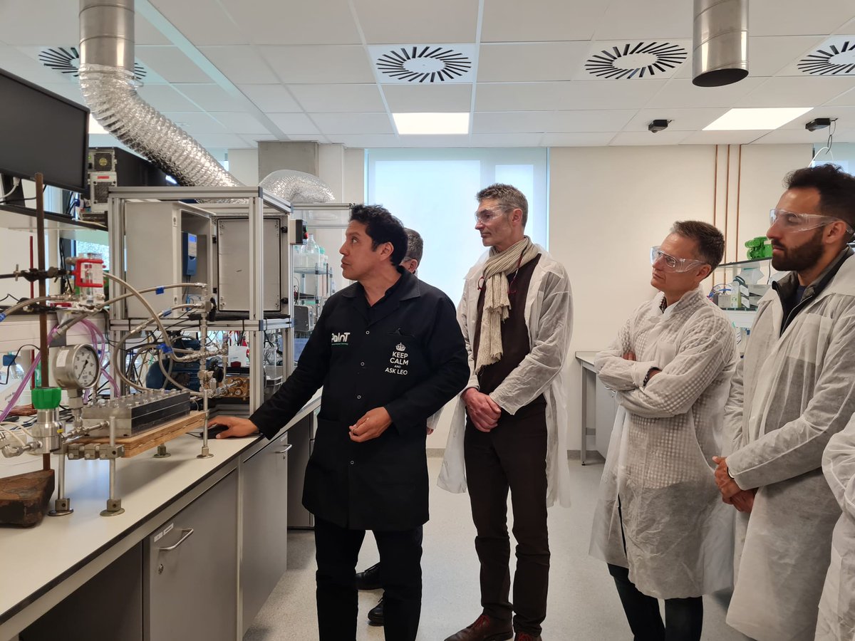 MarjoletCeline's tweet photo. Un ou des #fertilisants #biosources du @rusticaproject made in Pays de la Loire?
Visite des sites pilotes belges des technologies de production ( ici l'électrodialyse produisant le concentré NPK).Le projet avance!
#dechets #fruits #economiecirculaire #paysdelaloire https://t.co/EAcUiABoH2