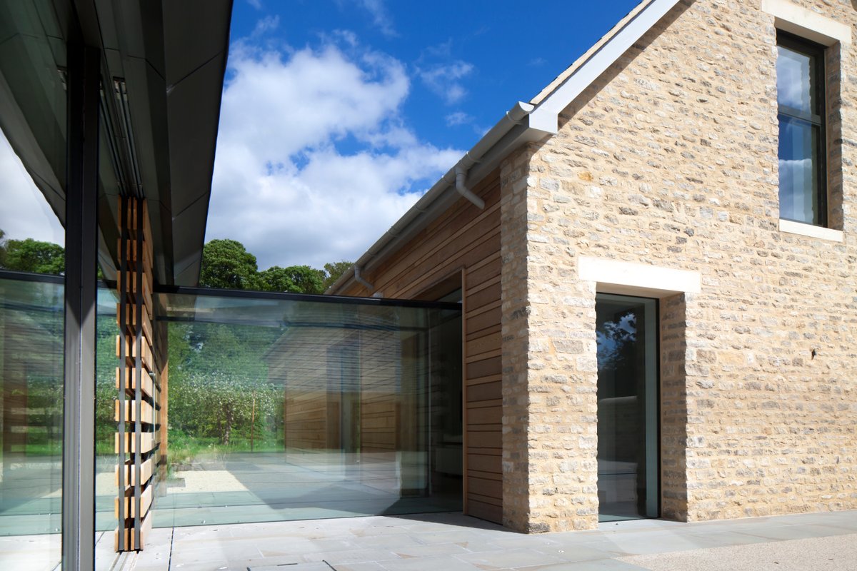 cantifix's tweet photo. Glass additions can take so many more forms than simple windows, roofs and doors. Stairs, internal walls, mezzanine levels, opening floors... One of our favourite glazing solutions is when two buildings are connected with a #glasslink or corridor to connect 2 buildings >>> https://t.co/yvP4XKiQkM
