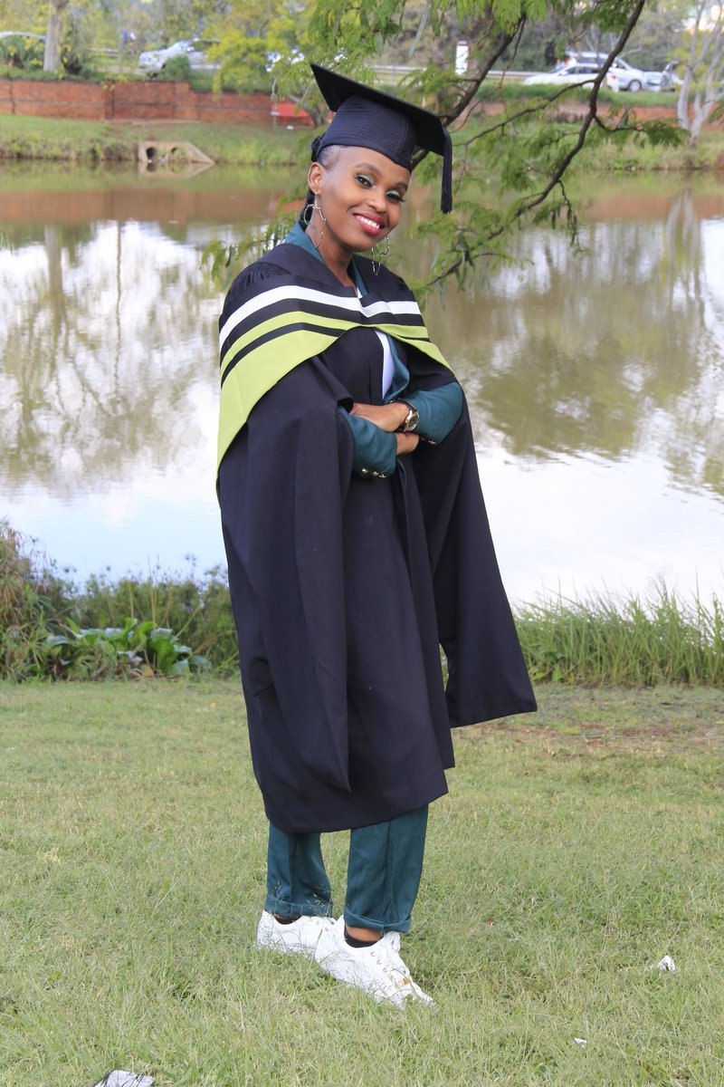 Nomvula_Skosan's tweet photo. Master of Engineering 🎓🎓🔥❤️😭😭❤️🙌🎓🎓
#FetchYourBody2023
#BudgetInsurancexRunningWithSoleAC
#RunningWithTumiSole #RunningWithSoleAC 
#graduation2023 #Autumngraduation https://t.co/5XOXtTRV3J