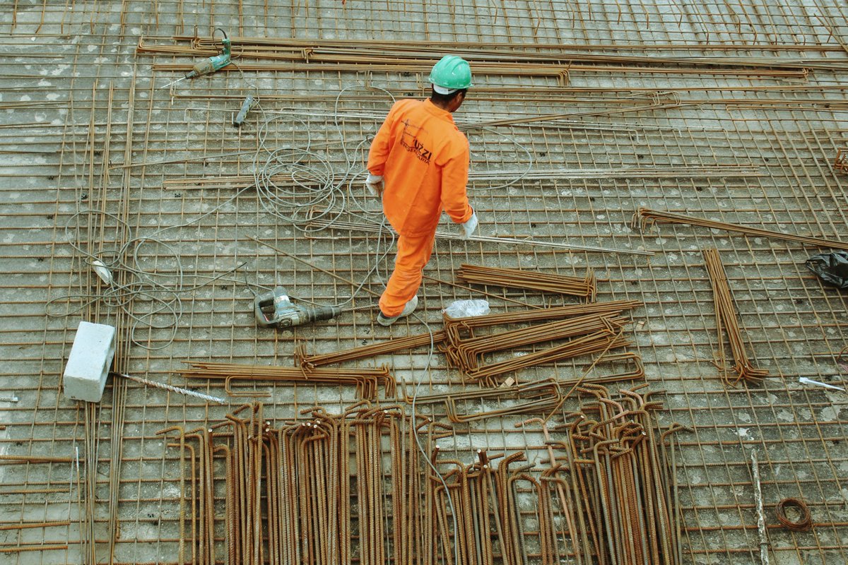 ViratecGalicia's tweet photo. La edificación sostenible, una oportunidad para avanzar en #economiacircular, con más de 9 millones de viviendas en España que en el próximo lustro necesitarán rehabilitación.
Noticia completa 👉 https://t.co/7E0gtAo5Ua
#solucionesambientales #edificacionsostenible https://t.co/sP5dvC2UXI