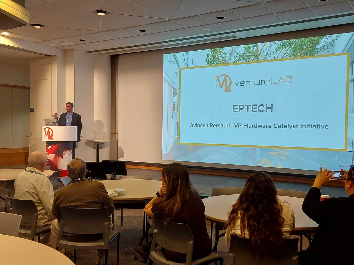 CITM_Canada's tweet image. 🤯 #EPTech Show is sparking inspiration with 65 exhibitors showcasing cutting-edge electronic products! ⚡️ 

Our team at CITM is thrilled to attend and exchange ideas on sustainable innovations. 🌍 What&apos;s your favorite tech breakthrough? Share with us! #Innovation #EPTech2023