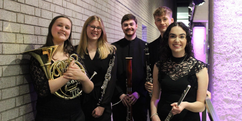 🎺#TeesValley teachers, we've got a FREE classical concert for primary school groups/home educating families!🎺 Join wind quintet Solar Winds on Monday 15th May, 1.30 - 2.30pm @mbro_townhall To book, email samantha_spruce@middlesbrough.gov.uk #middlesbrough #musiced #teesside