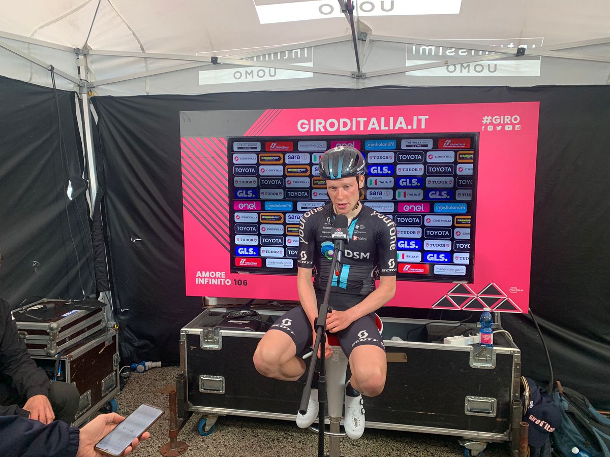 picnicpostnl's tweet photo. Confirmed!!! 🥳

@andreaslek will move into the pink race leader's jersey @giroditalia for the team! 👊🏻 💖 

#KeepChallenging #Giro https://t.co/6fpGrnFUir