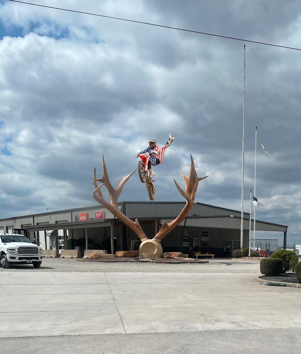 Ephjuan Motophan tweet media