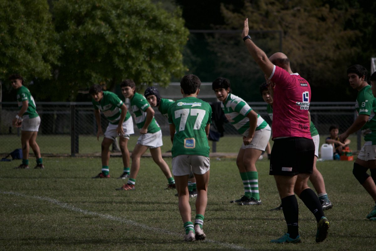 RugbyClubesURU's tweet photo. 👀 Hubo acción en M17

@pgctrebolrugby 🆚 #MonteVI 

#RugbyUruguayo🏉 https://t.co/TghMMnMIWE