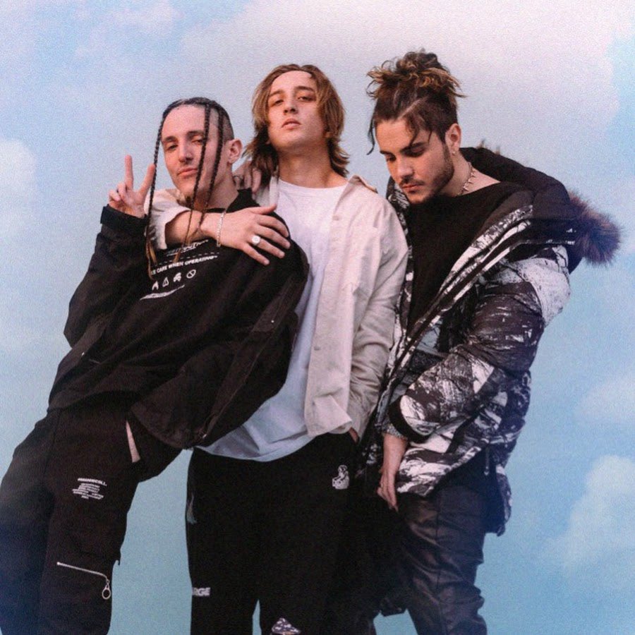keshiupdates's tweet photo. 📈| @keshimusic (12.7M) has surpassed Chase Atlantic and is now the 533rd artist with the most monthly listeners on Spotify currently. https://t.co/pFd7d168NM