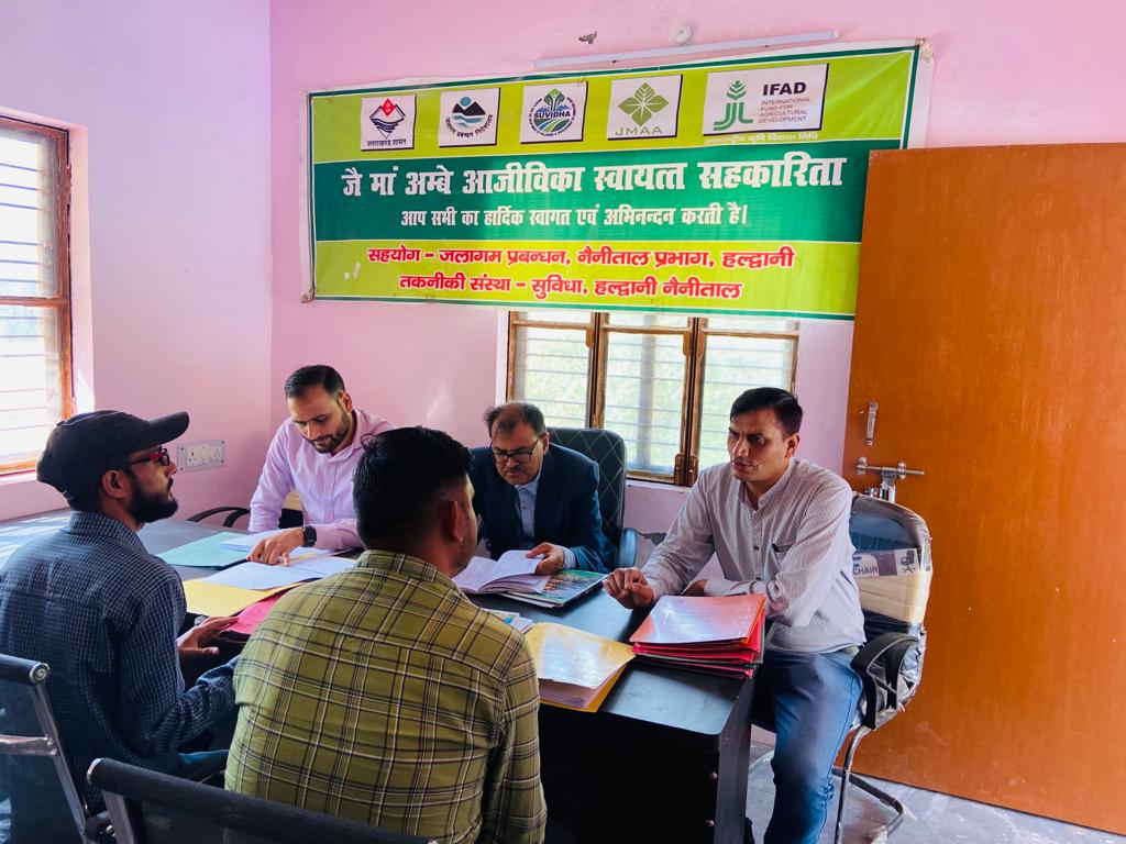 pandeyarchit23's tweet photo. Today Attend staff meeting and Field visit Block Betalghat (REAP) Nainital @basava_ias @Betalghat_RDUK @Bhimtal_rduk @nitikakh22 @CdoNainital @pushkardhami @REAPNainital @REAPUttarakhand @dd_msydav https://t.co/hPwc15VoF7
